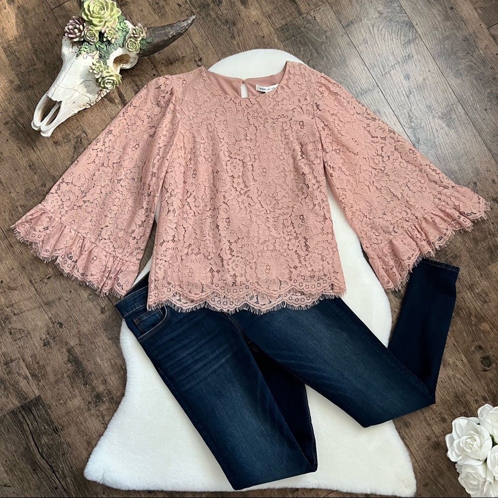 Rose & Olive Bell Sleeve Lace Top Floral Eyelash Fringe Blouse Small Blush Pink